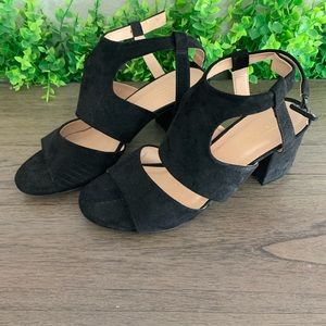 Womens Black heel